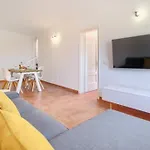 Apartman Corcos Con Piscina By Paramount Holidays